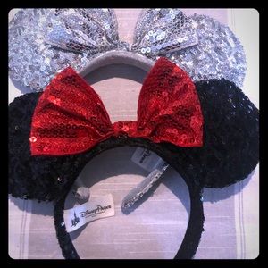 Disney Parks Minnie Ears